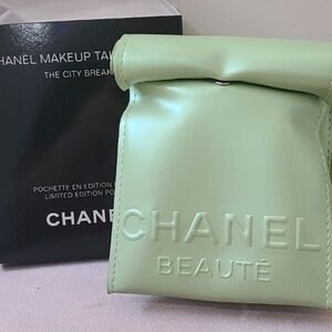 Chanel Beaute Takeaway The City Break Limited Edition GWP Pouch Mint Green